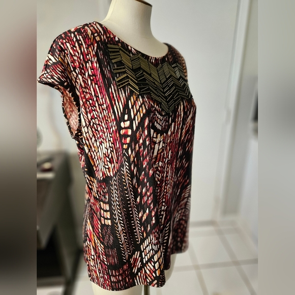 Worthington Stretch Short Sleeve Top With Beading, Red & Bronze Colors, XL - Picture 2 of 4